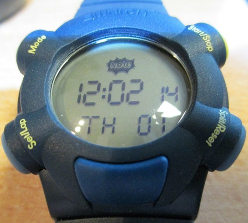 Montre beat bleu marine rare - montre,